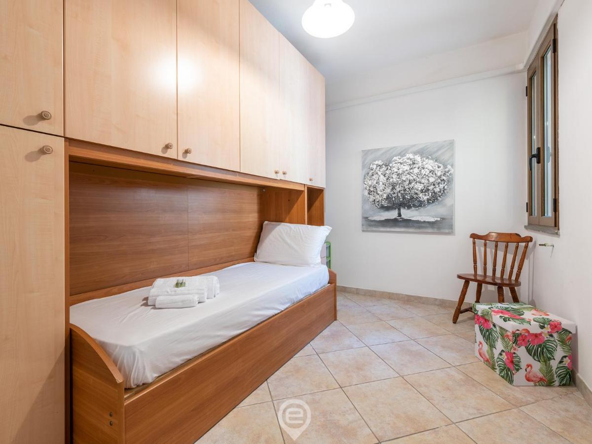 Lidia'S House Apartment Oristano Ngoại thất bức ảnh